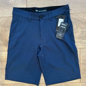 Travis Matthew Boys size 8 golf short